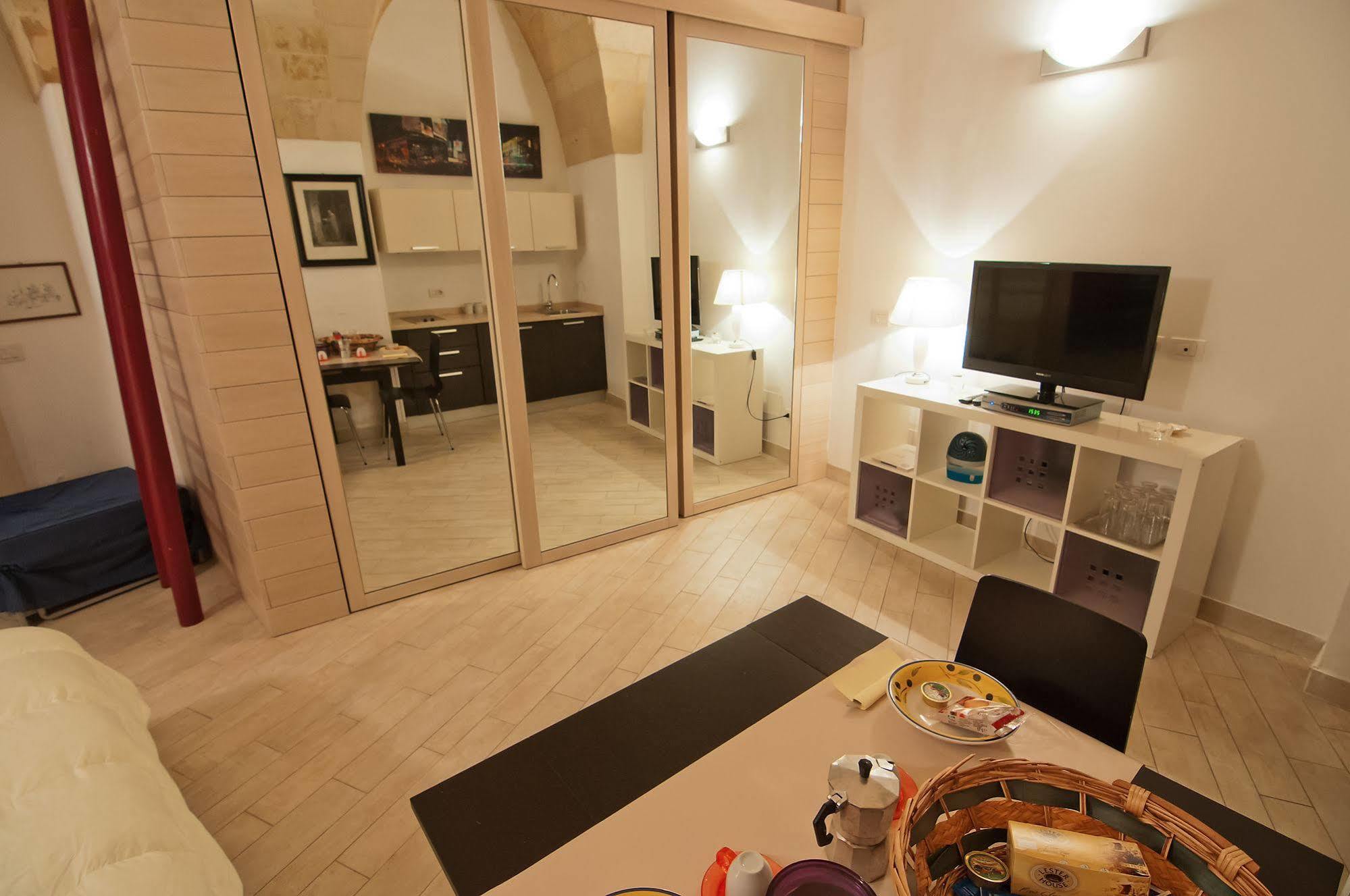Tito Schipa B&B レッチェ エクステリア 写真