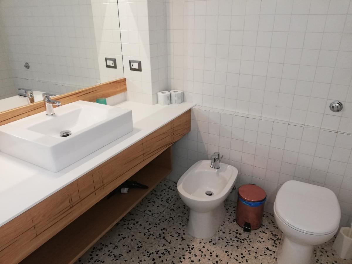 Tito Schipa B&B レッチェ エクステリア 写真